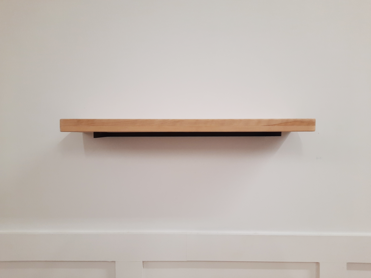 
                  
                    T1S floating wall shelf with concealed support - 24"
                  
                