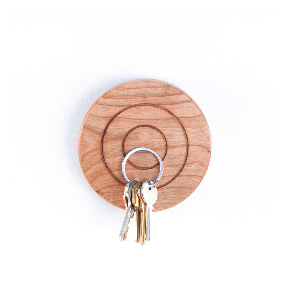 
                  
                    Magnetic key holder - Us & Coutumes
                  
                